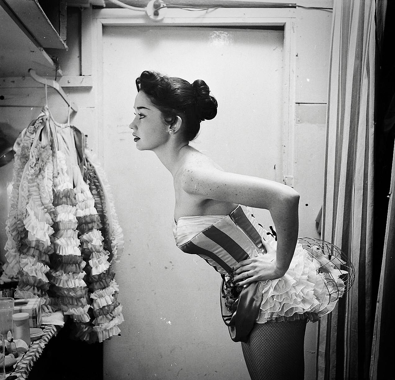 Vegas Showgirl in 1952